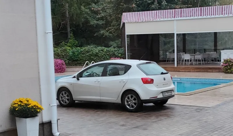 Seat Ibiza 2010 року перед поїздкою за кордон на власному авто